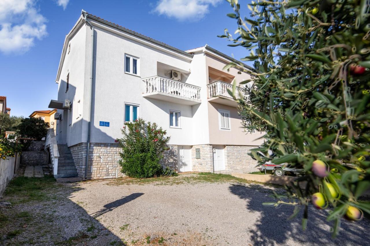 Apartments Aisa* Countryside Holiday Just 500M From The Beach! Krk Town Exteriér fotografie