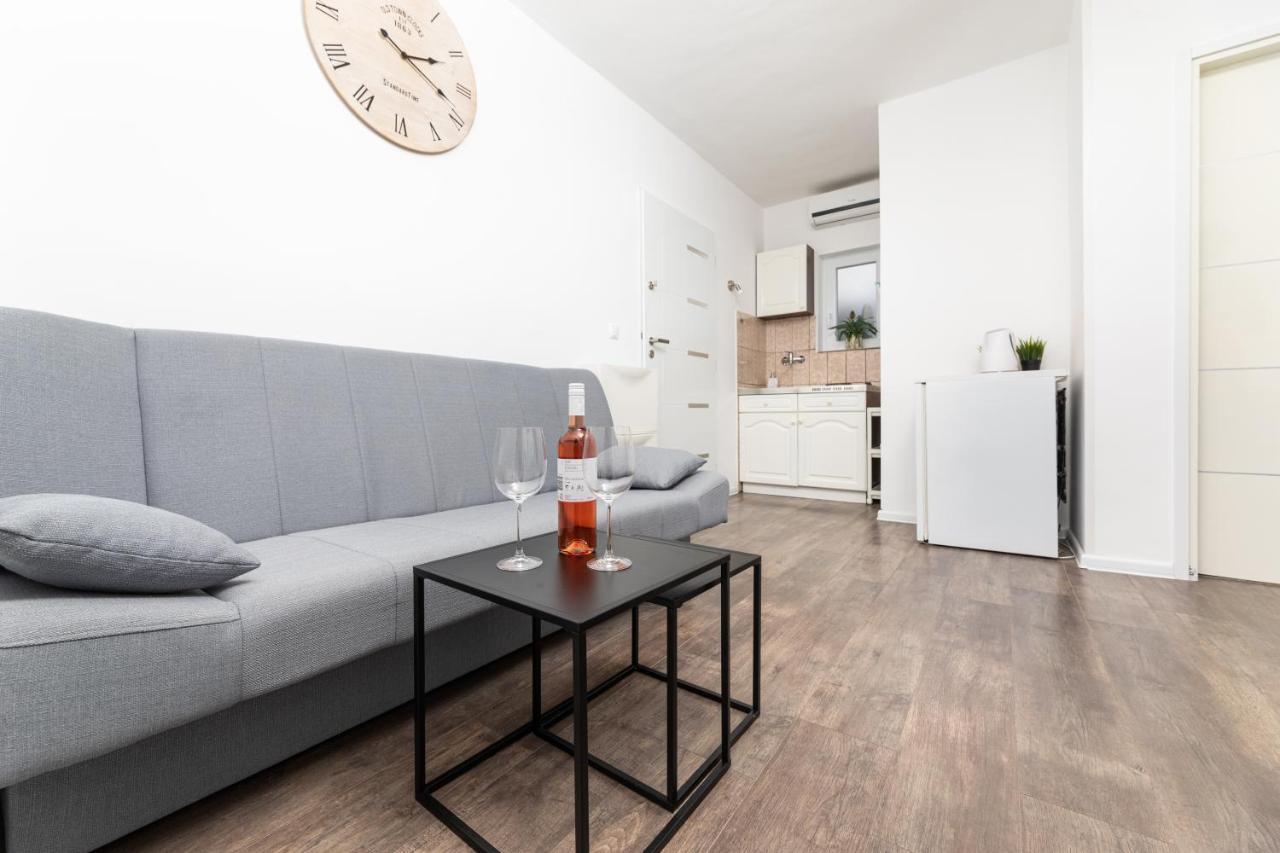 Apartments Aisa* Countryside Holiday Just 500M From The Beach! Krk Town Exteriér fotografie